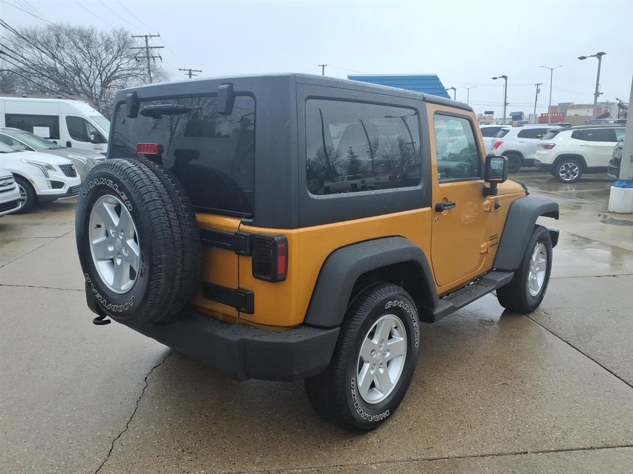 Jeep Wrangler 4WD 2dr Sport 2014