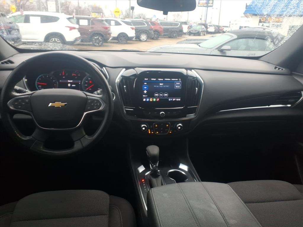 Chevrolet Traverse FWD 4dr LT Cloth w/1LT 2022