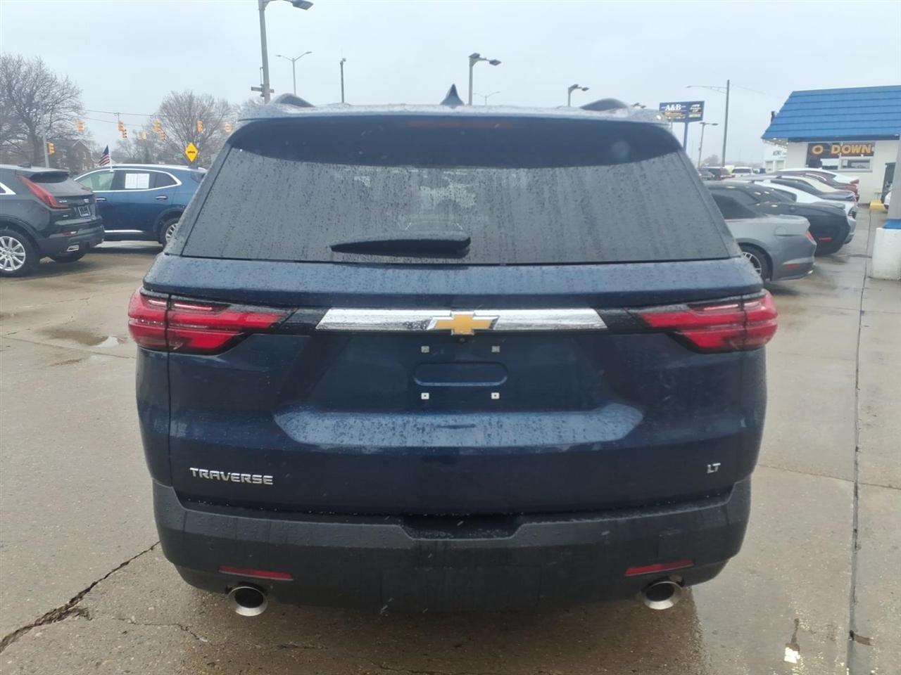 Chevrolet Traverse FWD 4dr LT Cloth w/1LT 2022