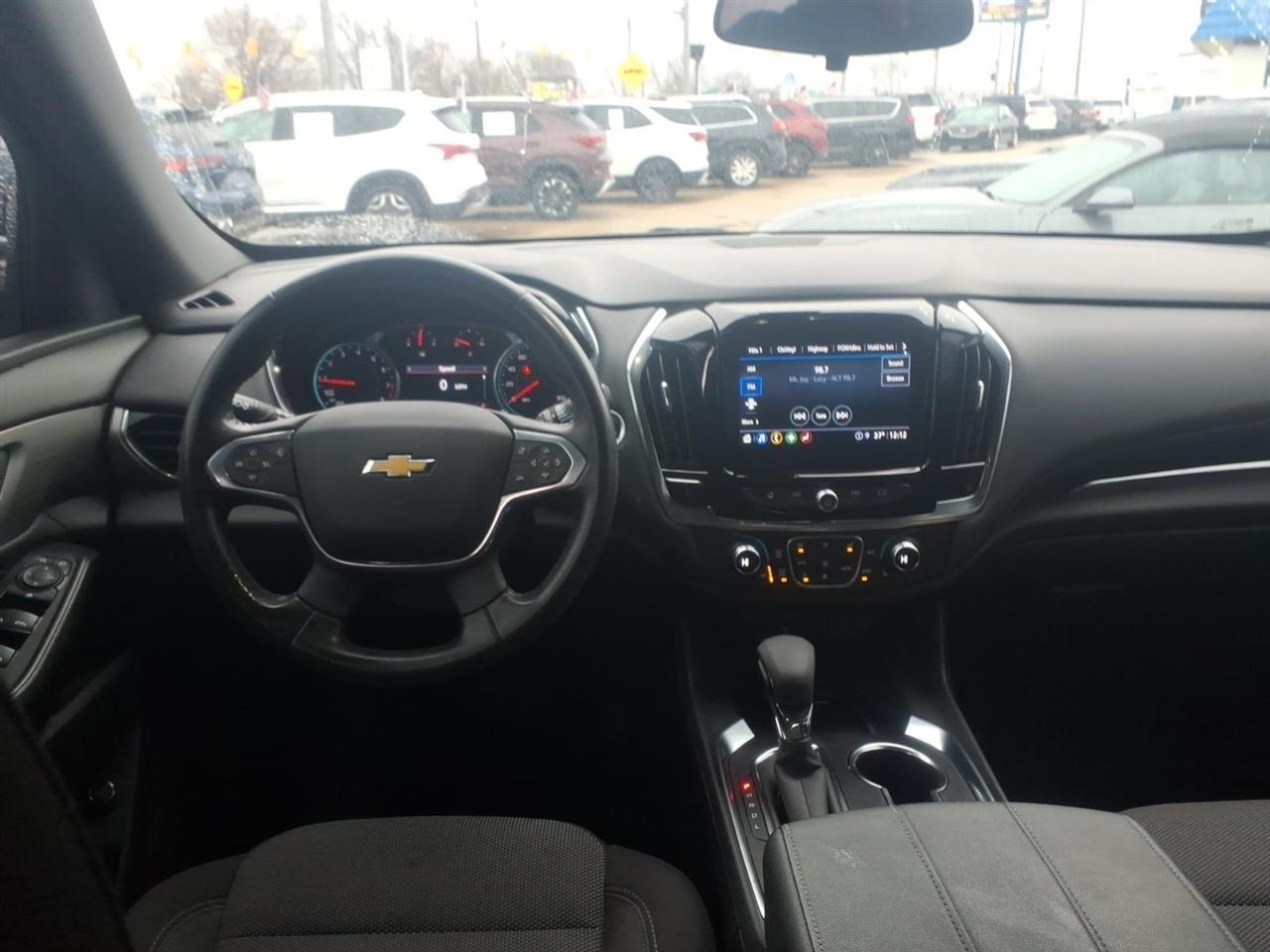 Chevrolet Traverse FWD 4dr LT Cloth w/1LT 2022