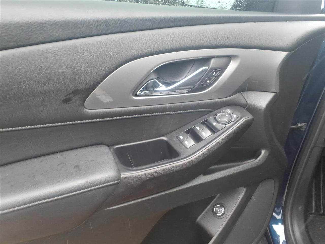 Chevrolet Traverse FWD 4dr LT Cloth w/1LT 2022