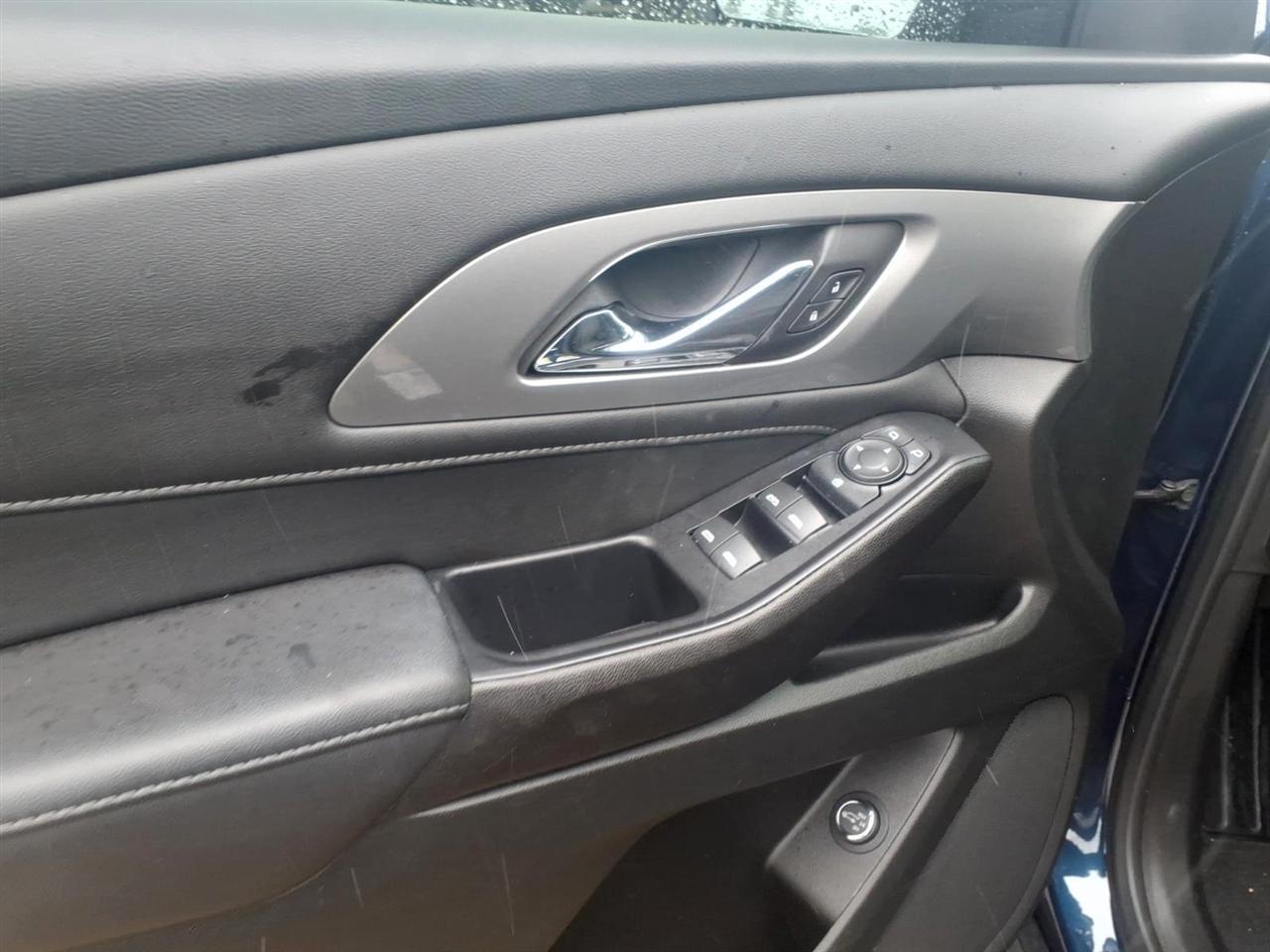 Chevrolet Traverse FWD 4dr LT Cloth w/1LT 2022