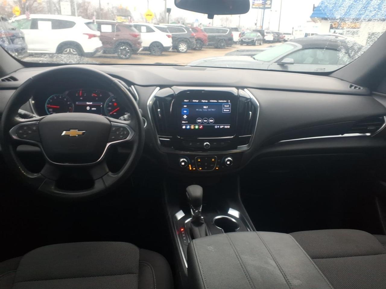 Chevrolet Traverse FWD 4dr LT Cloth w/1LT 2022