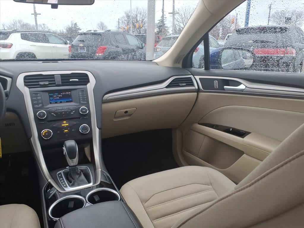 Ford Fusion 4dr Sdn SE FWD 2013