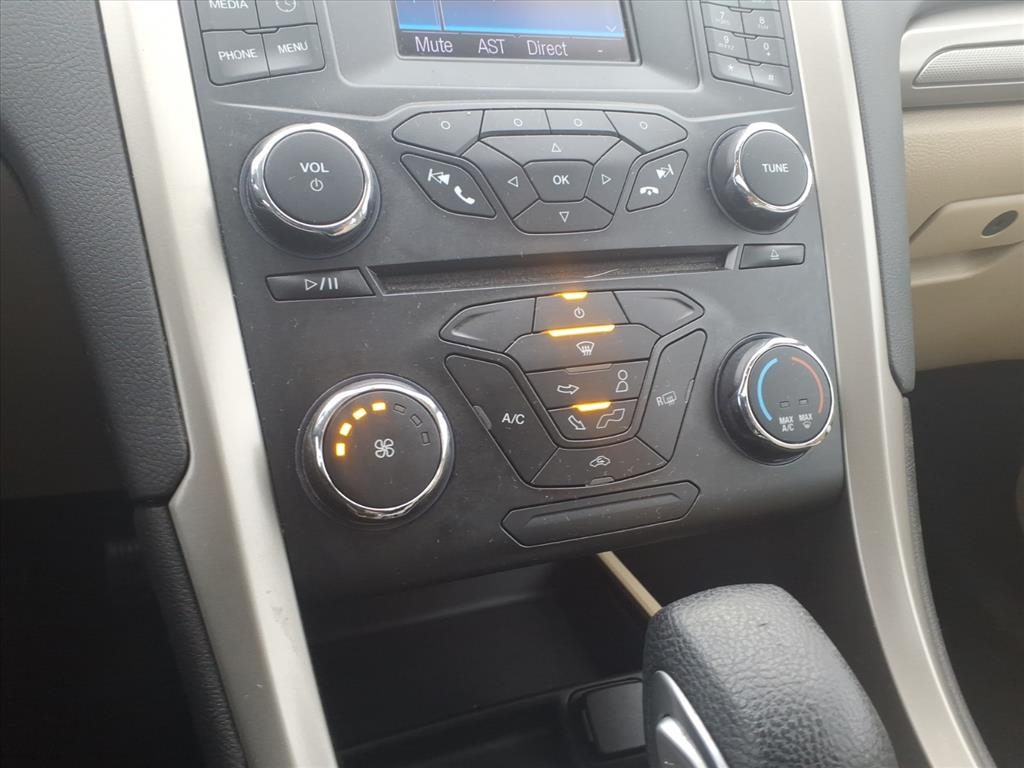 Ford Fusion 4dr Sdn SE FWD 2013