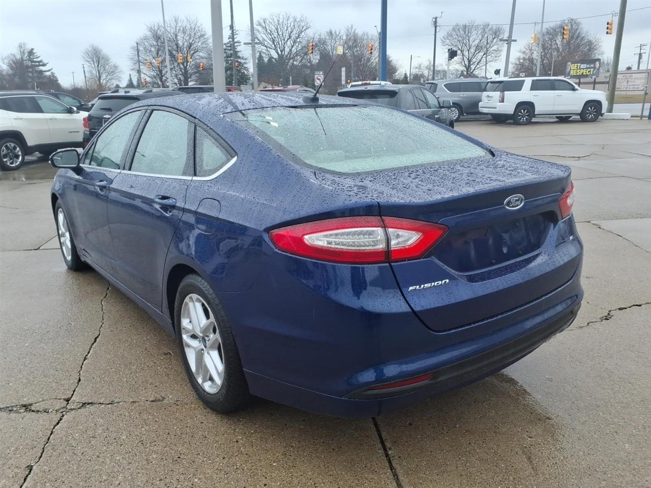 Ford Fusion 4dr Sdn SE FWD 2013