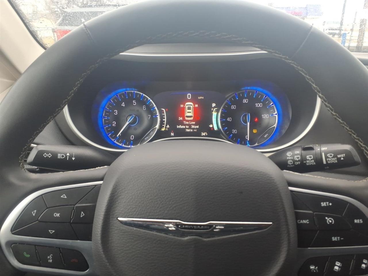 Chrysler Pacifica Touring L FWD 2024