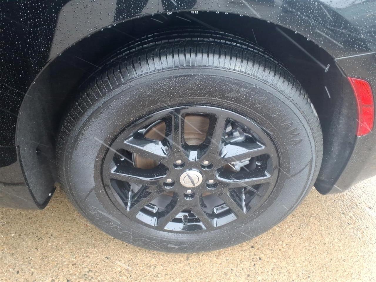 Chrysler Pacifica Touring L FWD 2024