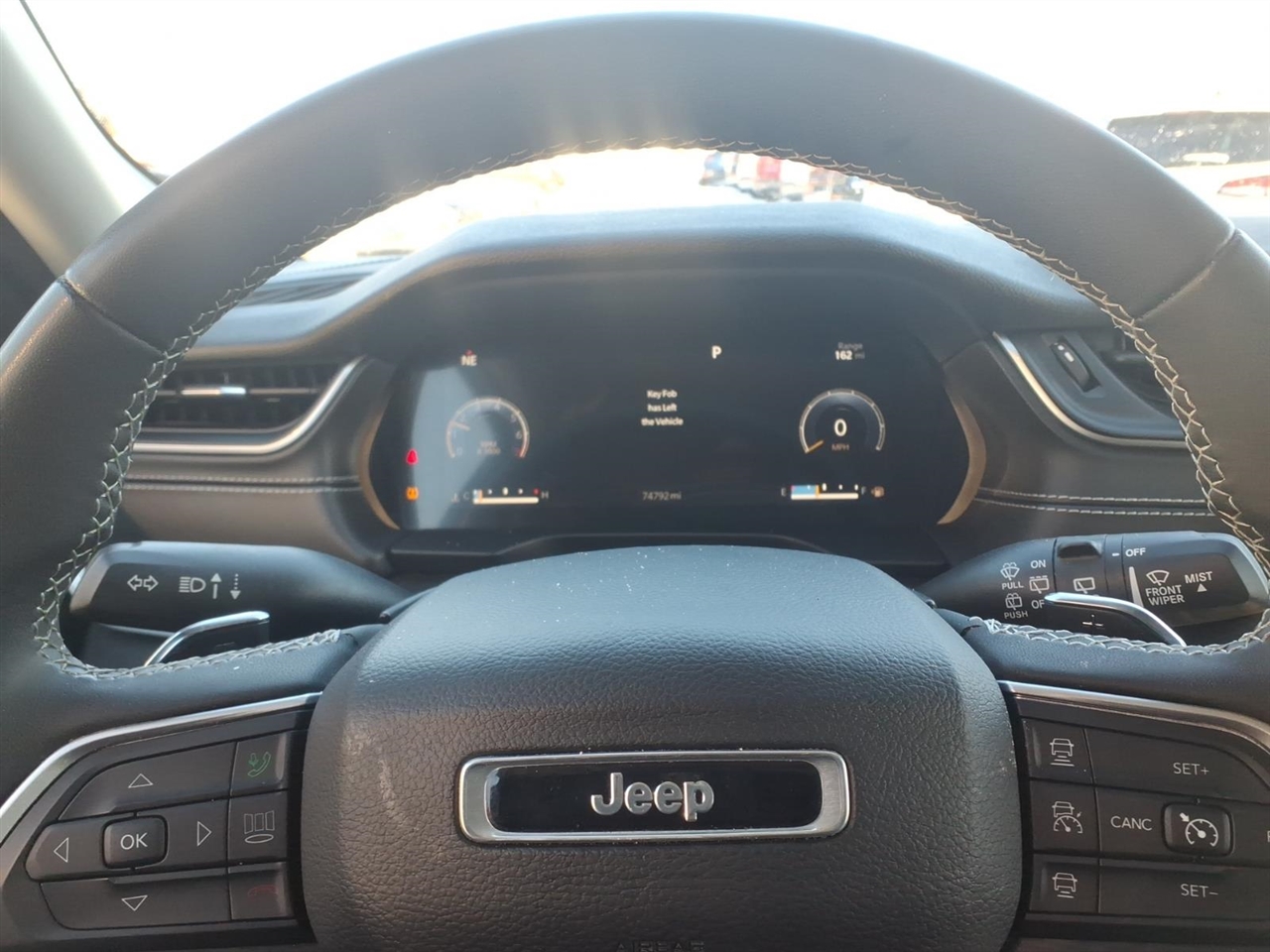 Jeep Grand Cherokee L Laredo 4x2 2023