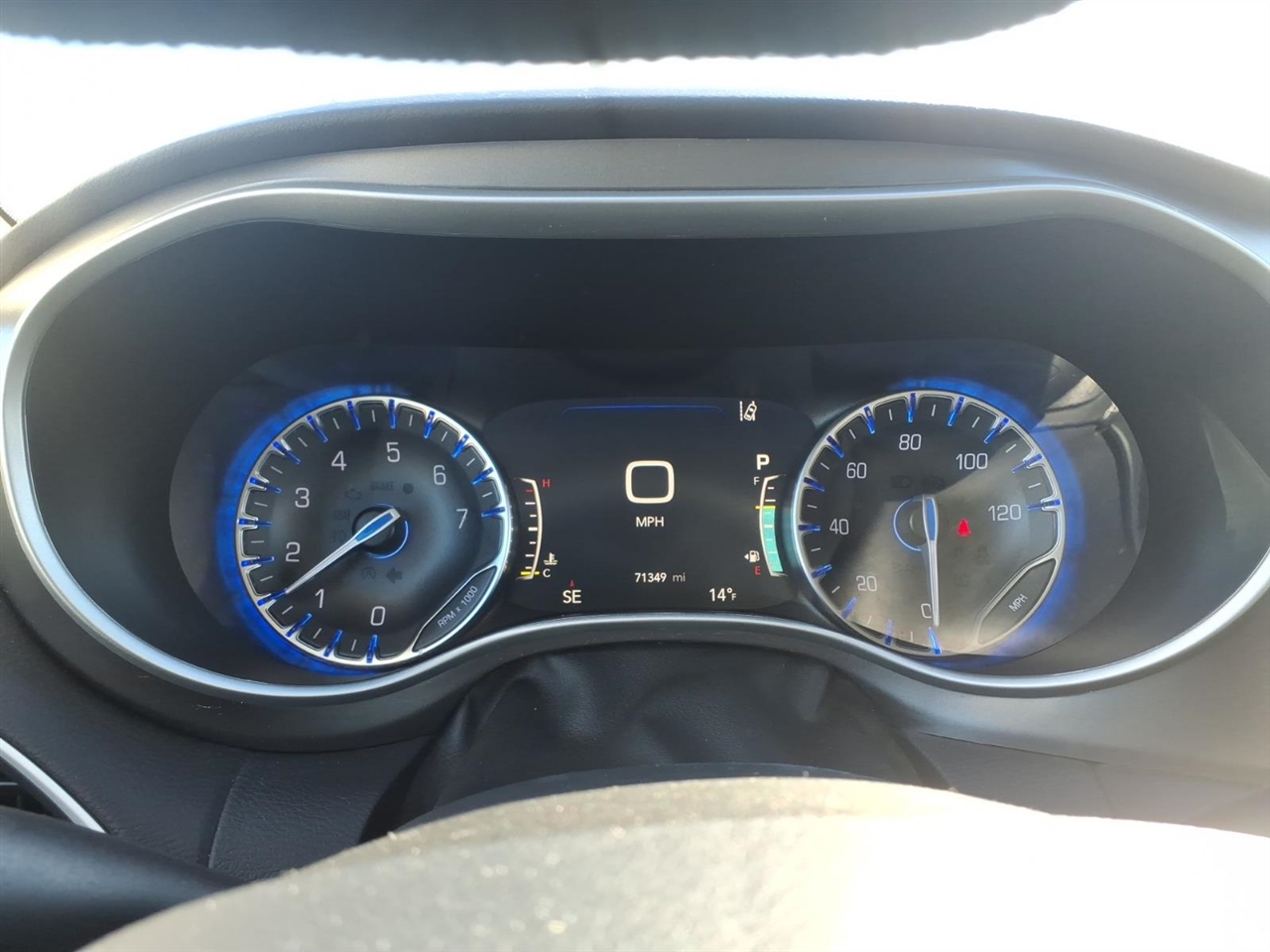 Chrysler Pacifica Touring L FWD 2024