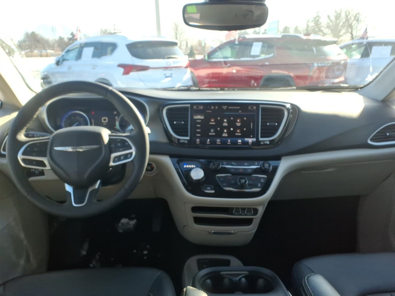 Chrysler Pacifica Touring L FWD 2024