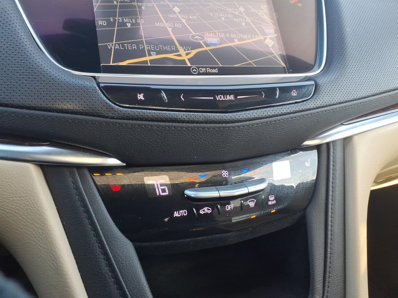 Cadillac XT5 AWD 4dr Luxury 2017