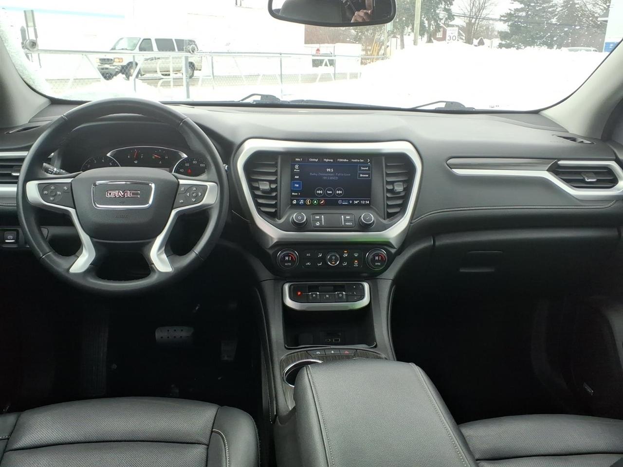 GMC Acadia FWD 4dr SLT 2023