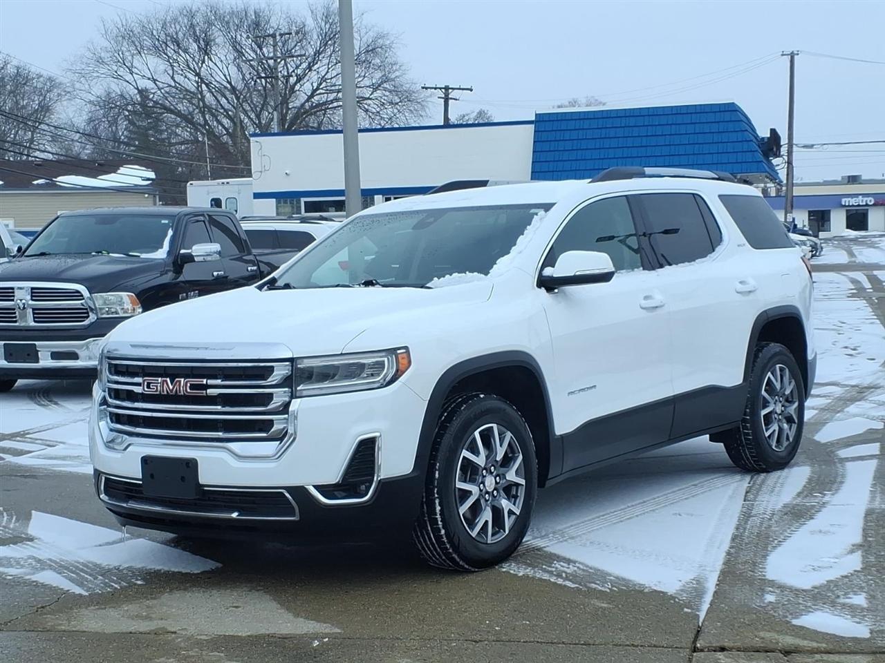 GMC Acadia FWD 4dr SLT 2023