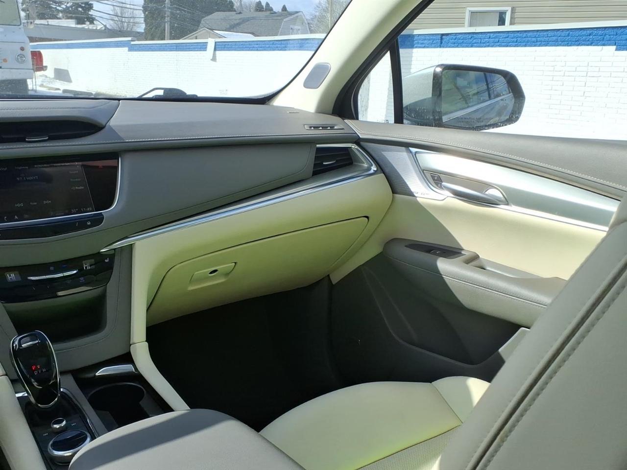 Cadillac XT5 FWD 4dr Premium Luxury 2023