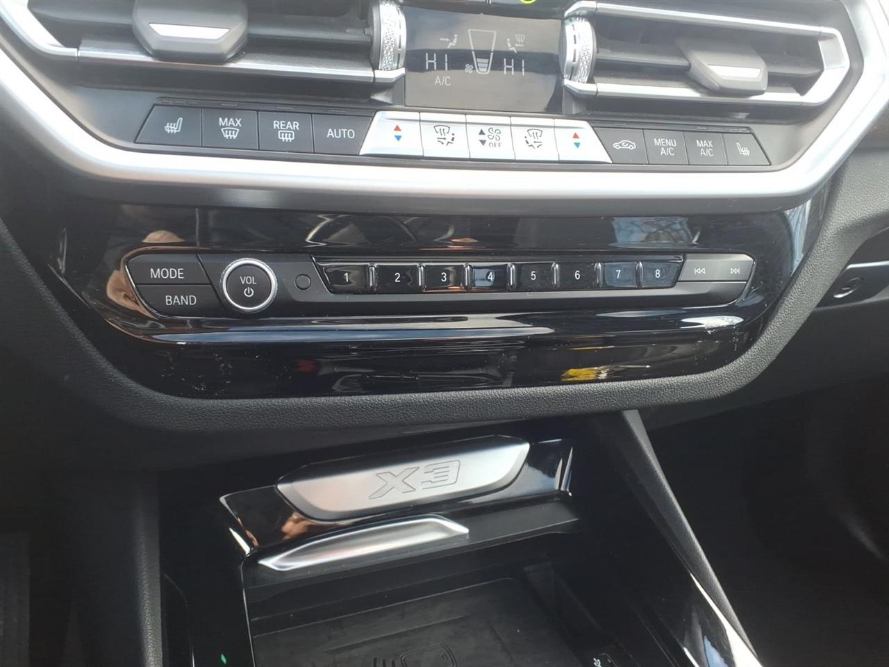 BMW X3 sDrive30i Sports Activity Vehicle 2024