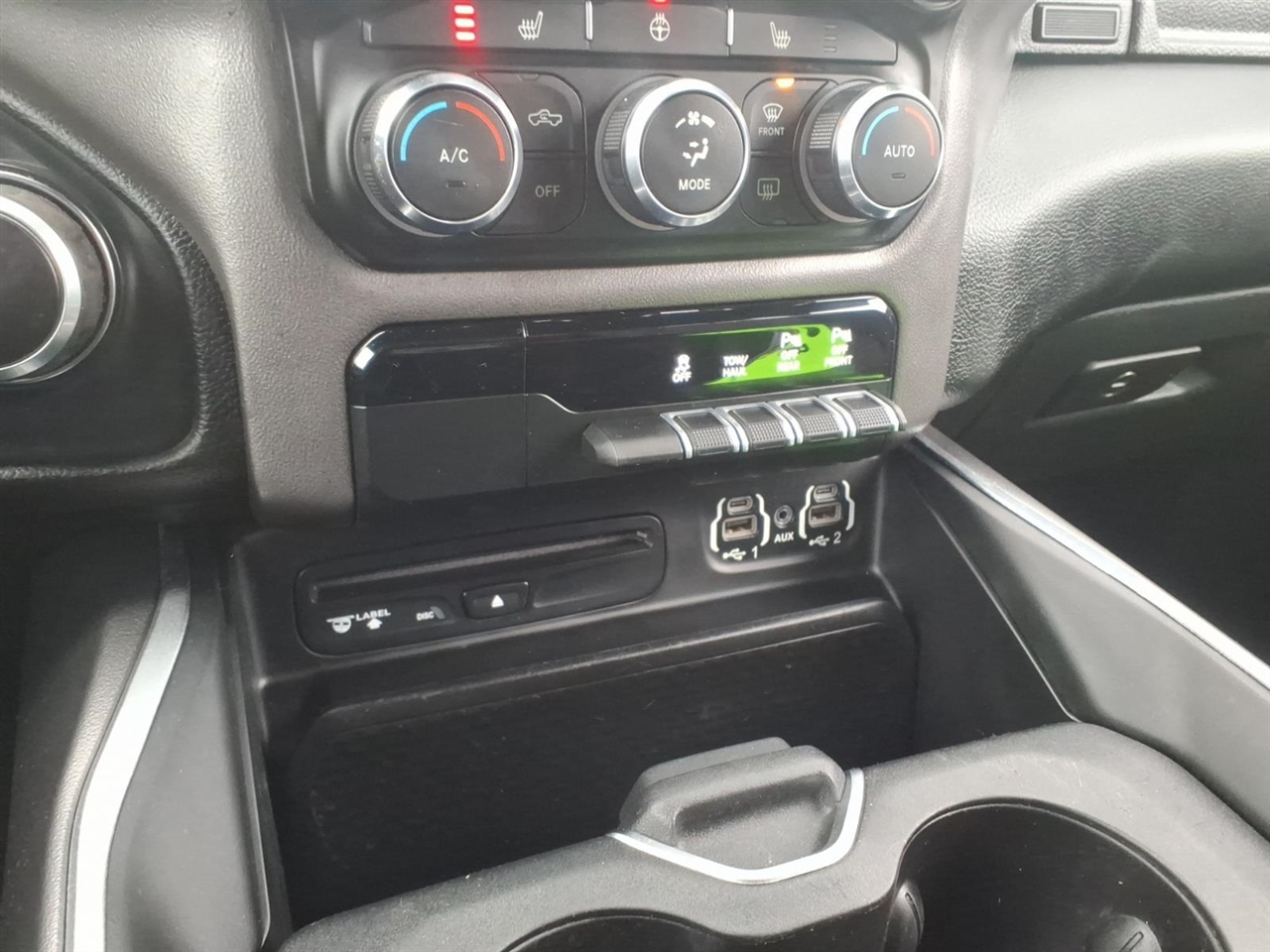 RAM 1500 Big Horn/Lone Star 4x2 Crew Cab 5'7" Box 2019