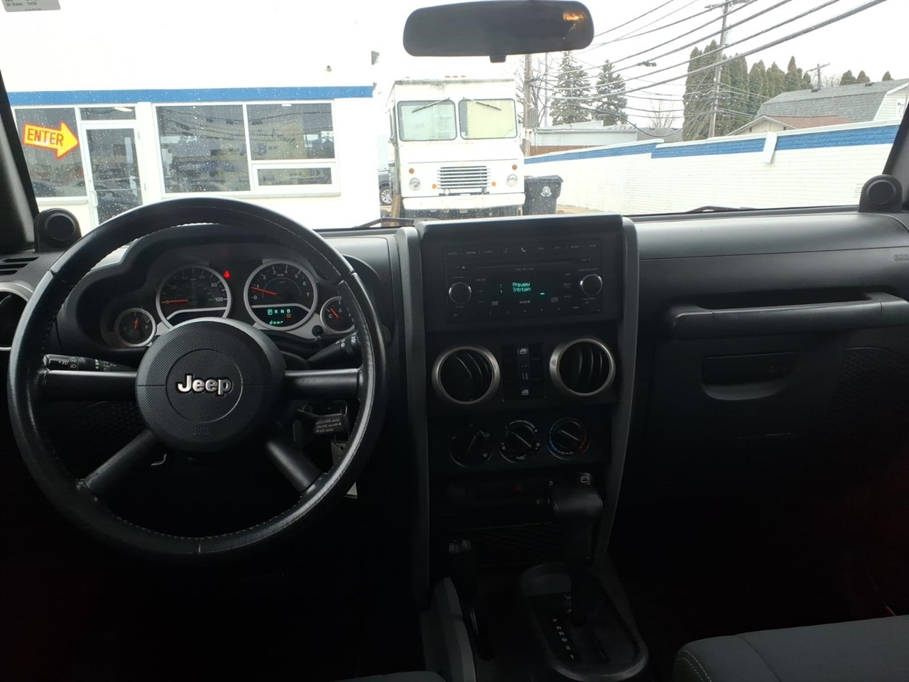 Jeep Wrangler Unlimited 4WD 4dr Mountain 2010