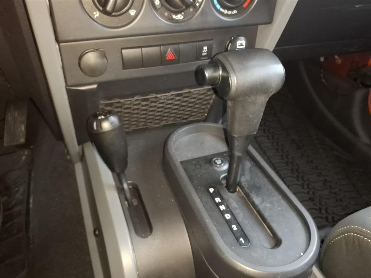 Jeep Wrangler Unlimited 4WD 4dr Mountain 2010