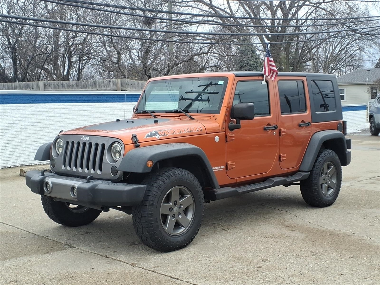 Jeep Wrangler Unlimited 4WD 4dr Mountain 2010