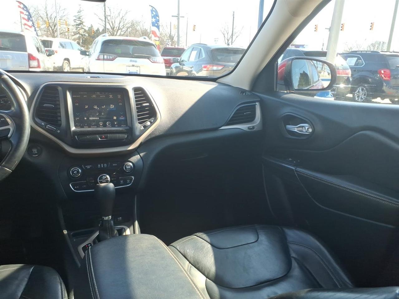 Jeep Cherokee FWD 4dr Limited 2015