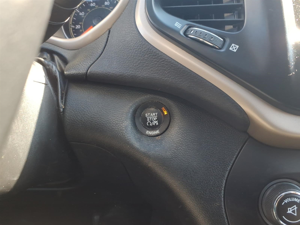 Jeep Cherokee FWD 4dr Limited 2015