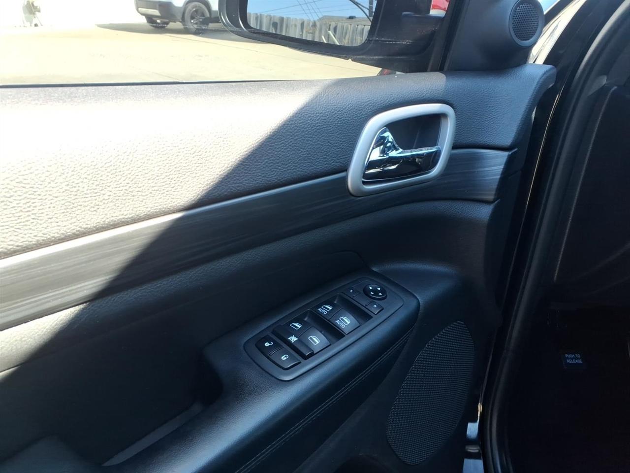 Jeep Grand Cherokee Laredo X 4x4 2021