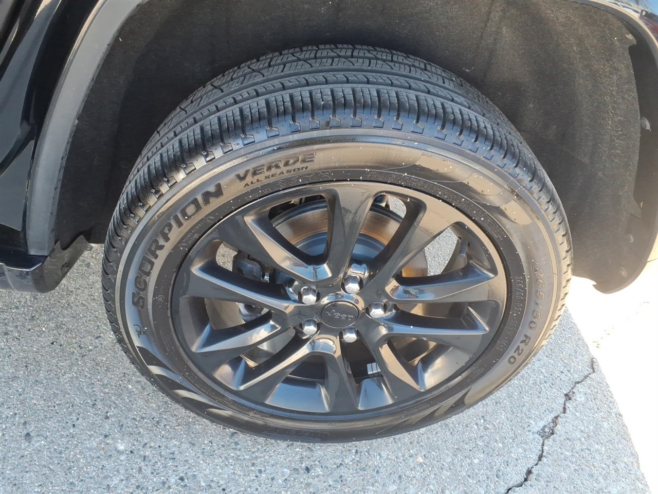 Jeep Grand Cherokee Laredo X 4x4 2021