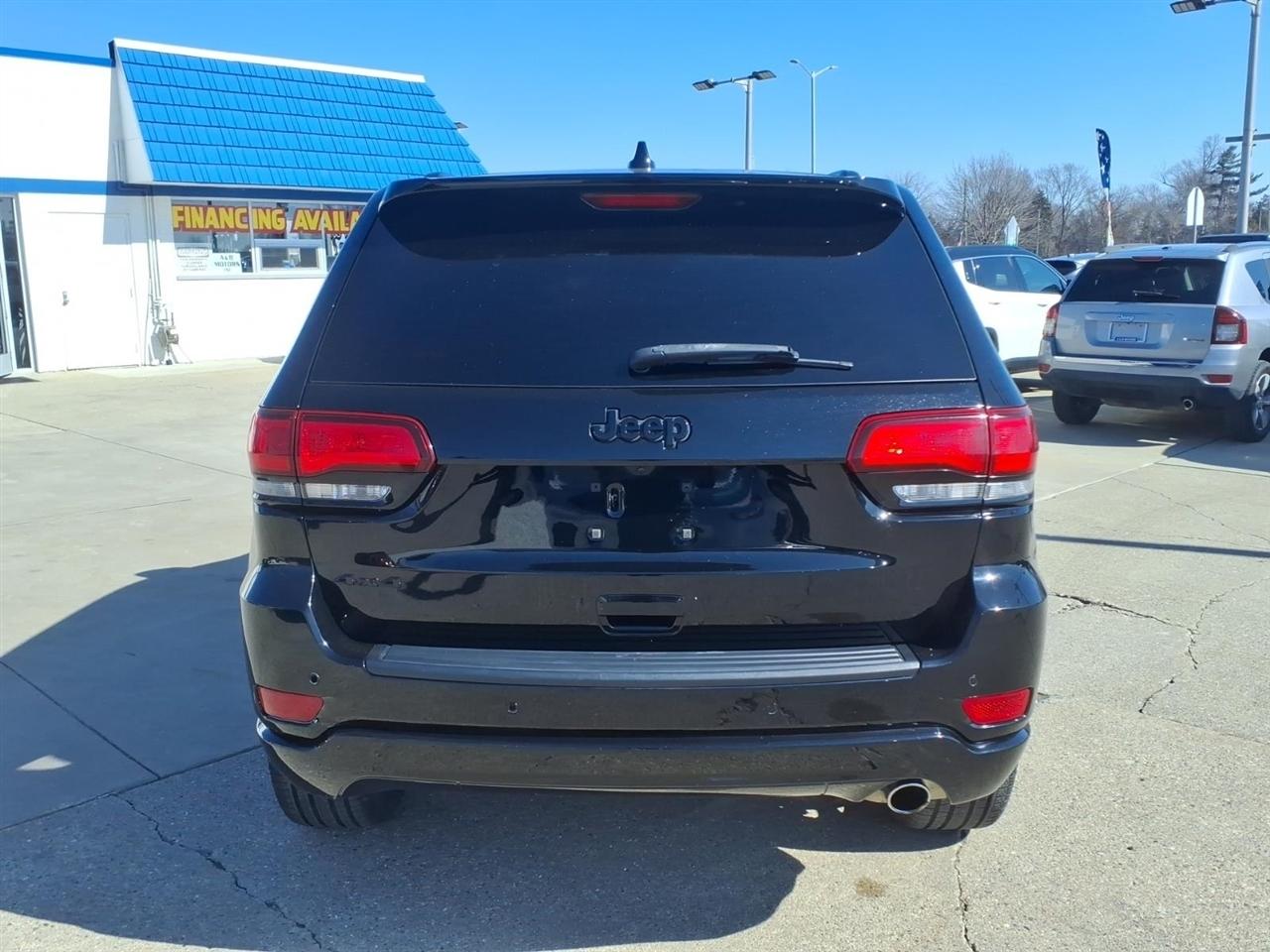 Jeep Grand Cherokee Laredo X 4x4 2021