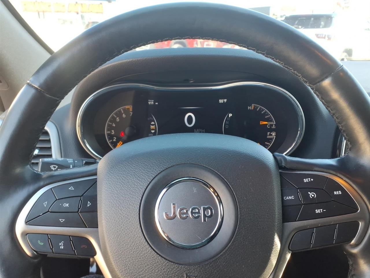 Jeep Grand Cherokee Laredo X 4x4 2021