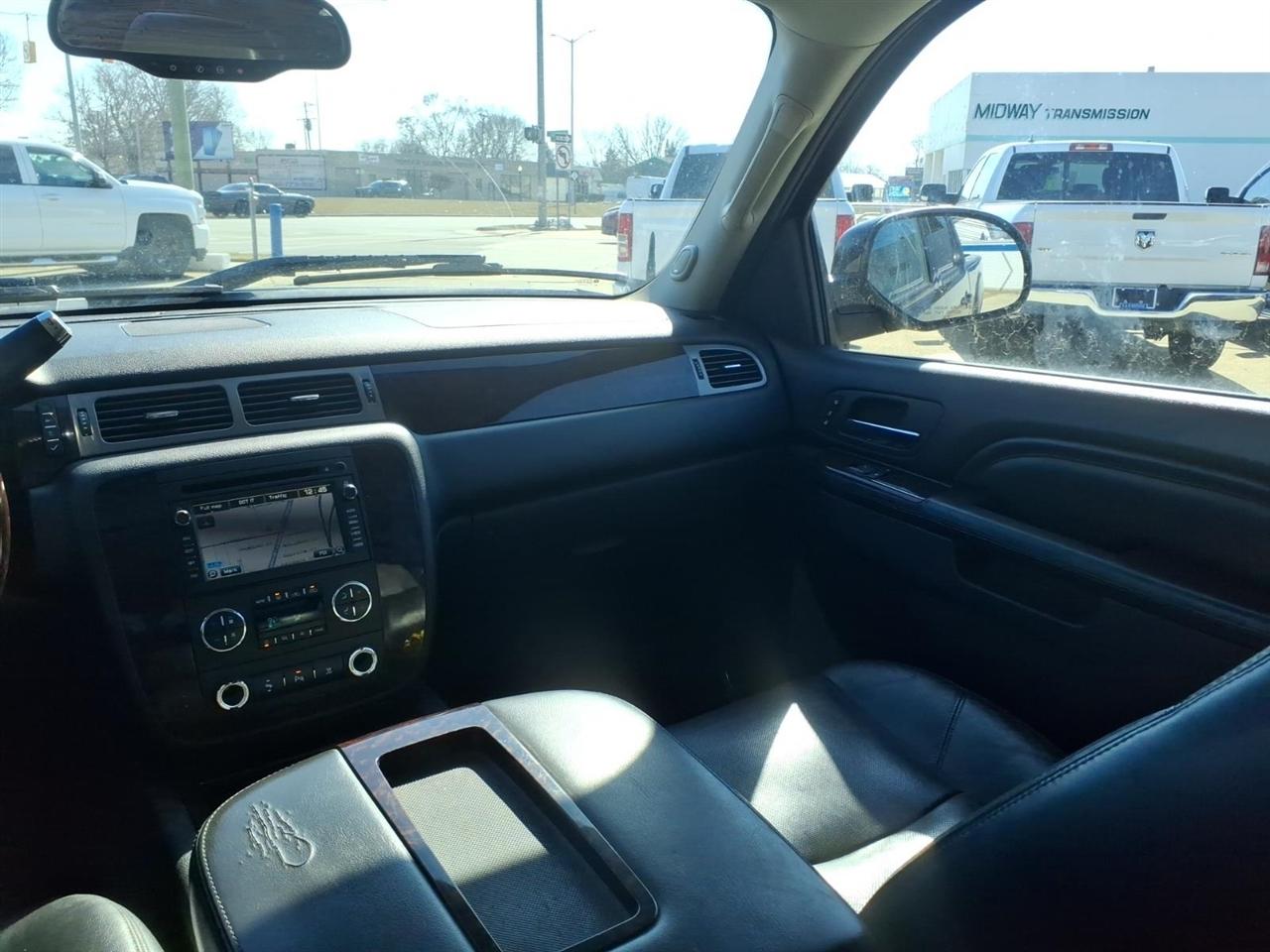 GMC Sierra 1500 AWD Crew Cab 143.5" Denali 2011