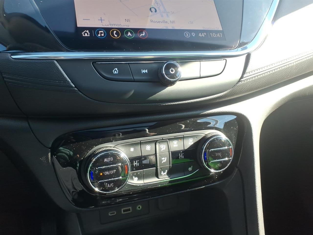 Buick Encore GX FWD 4dr Essence 2022