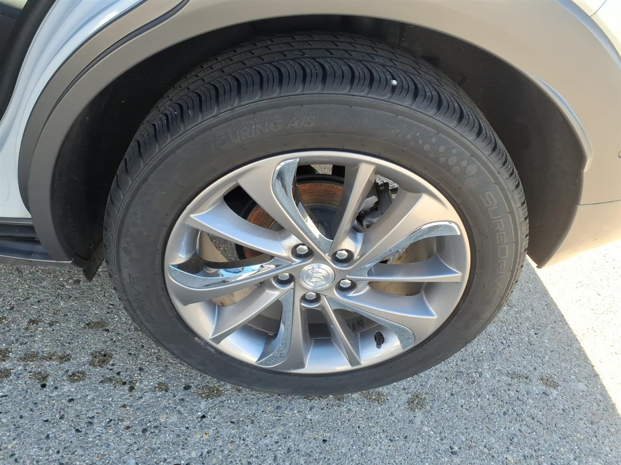 Buick Encore GX FWD 4dr Essence 2022