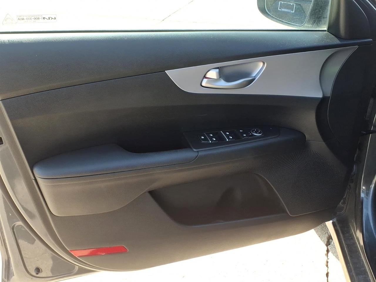 Kia Forte LXS IVT 2022