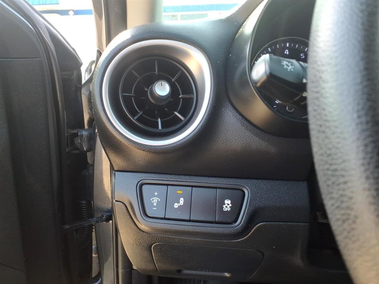 Kia Forte LXS IVT 2022