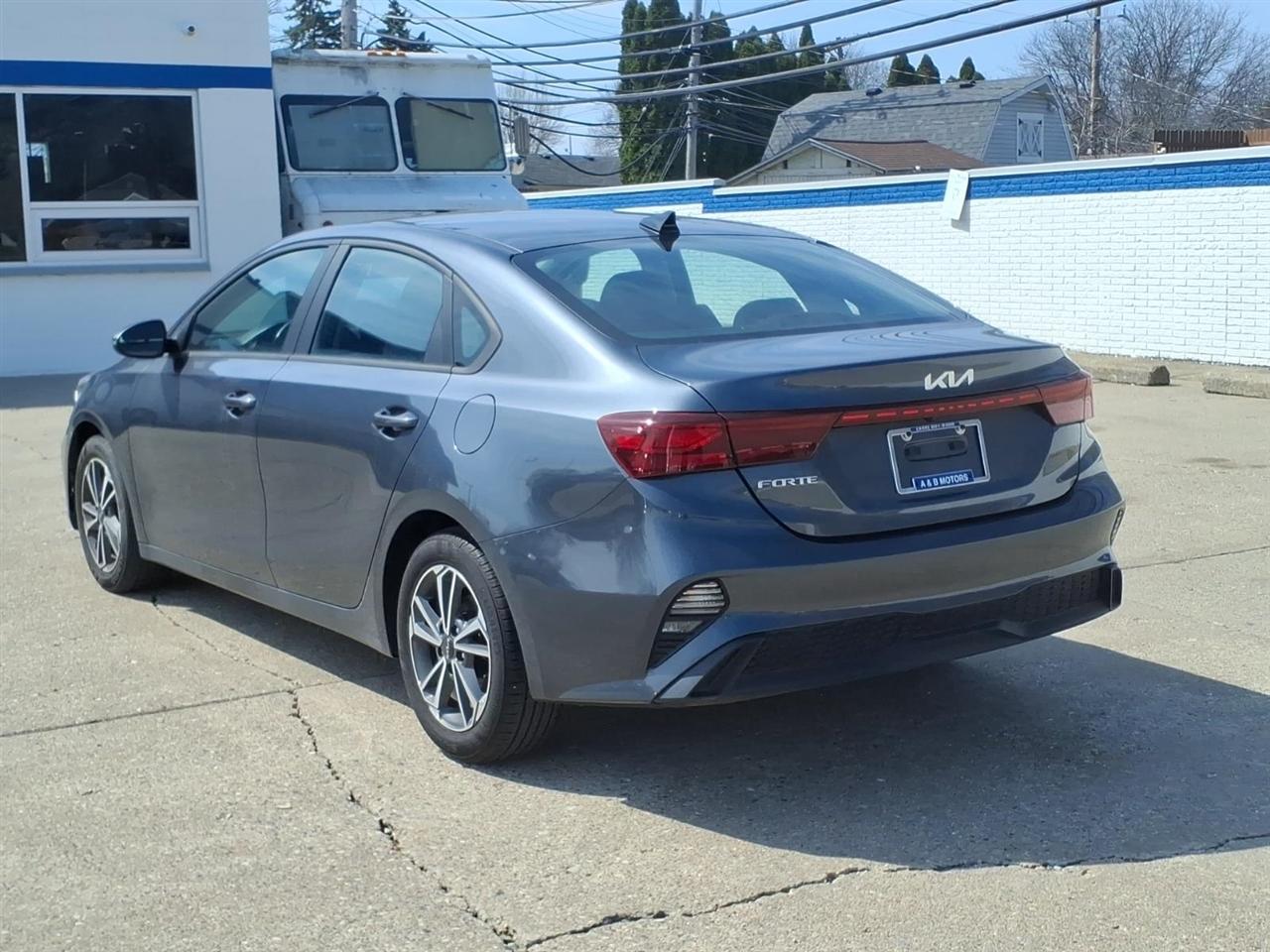 Kia Forte LXS IVT 2022