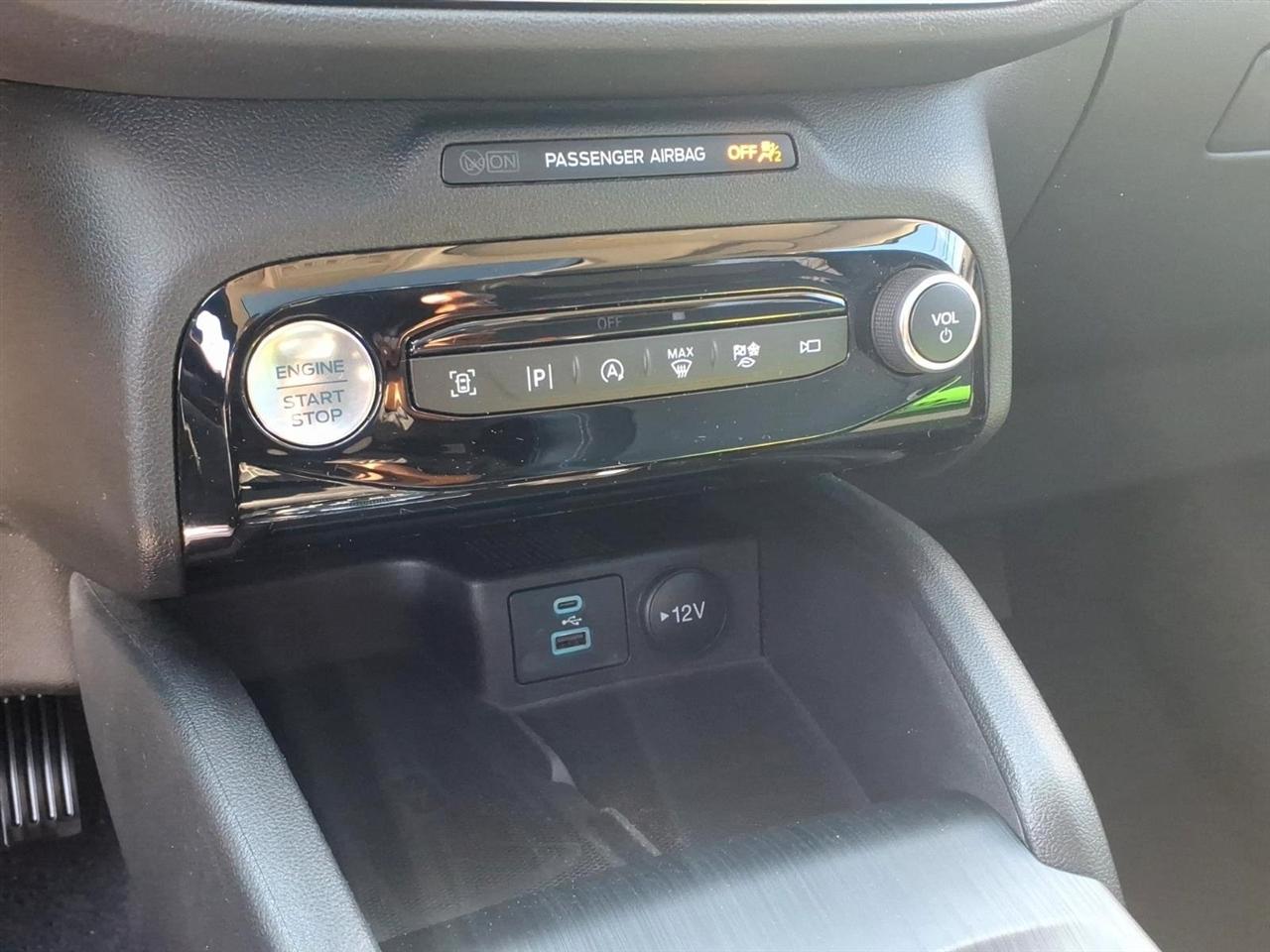 Ford Escape Platinum AWD 2023