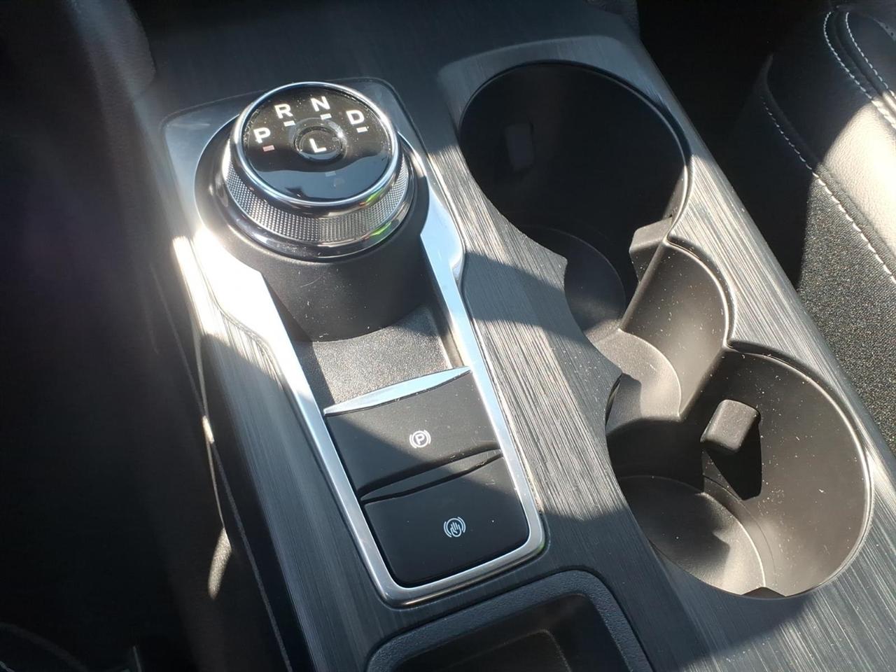 Ford Escape Platinum AWD 2023