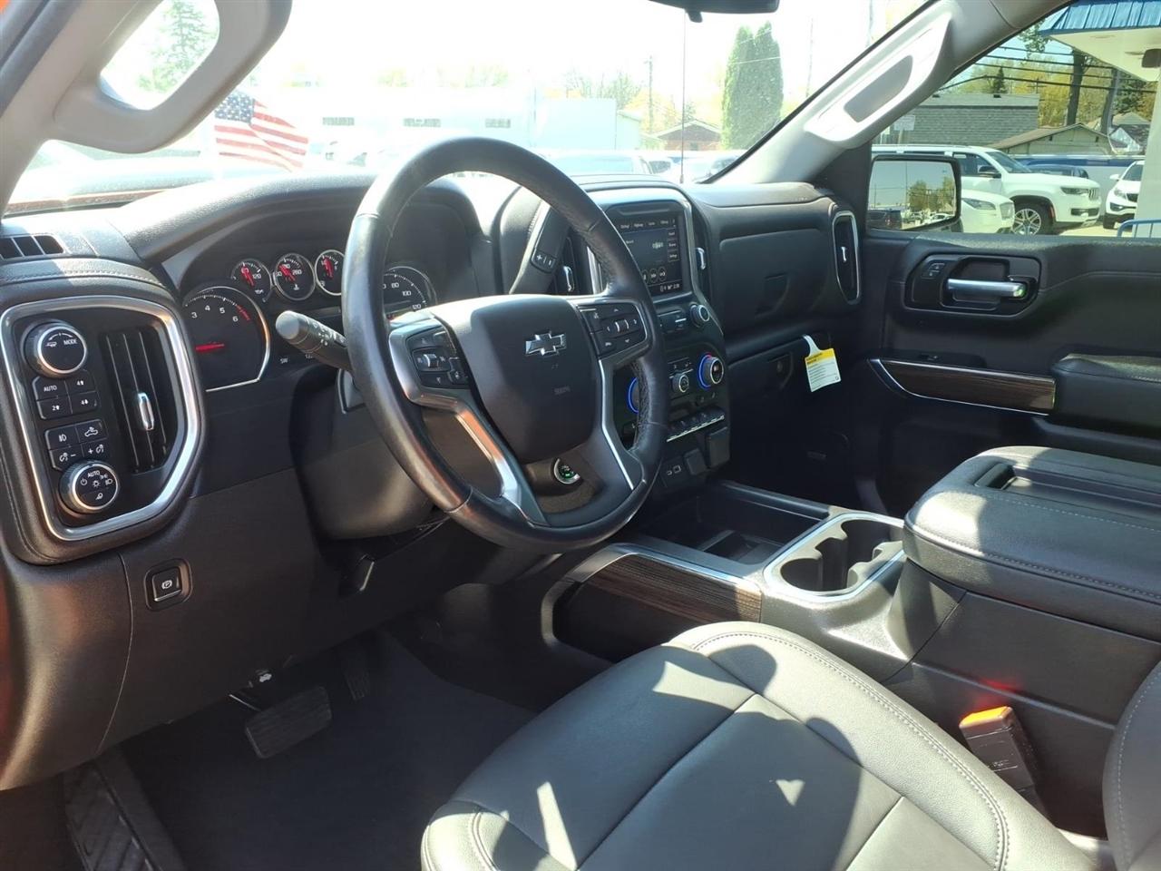 Chevrolet Silverado 1500 4WD Crew Cab 157" LT Trail Boss 2021