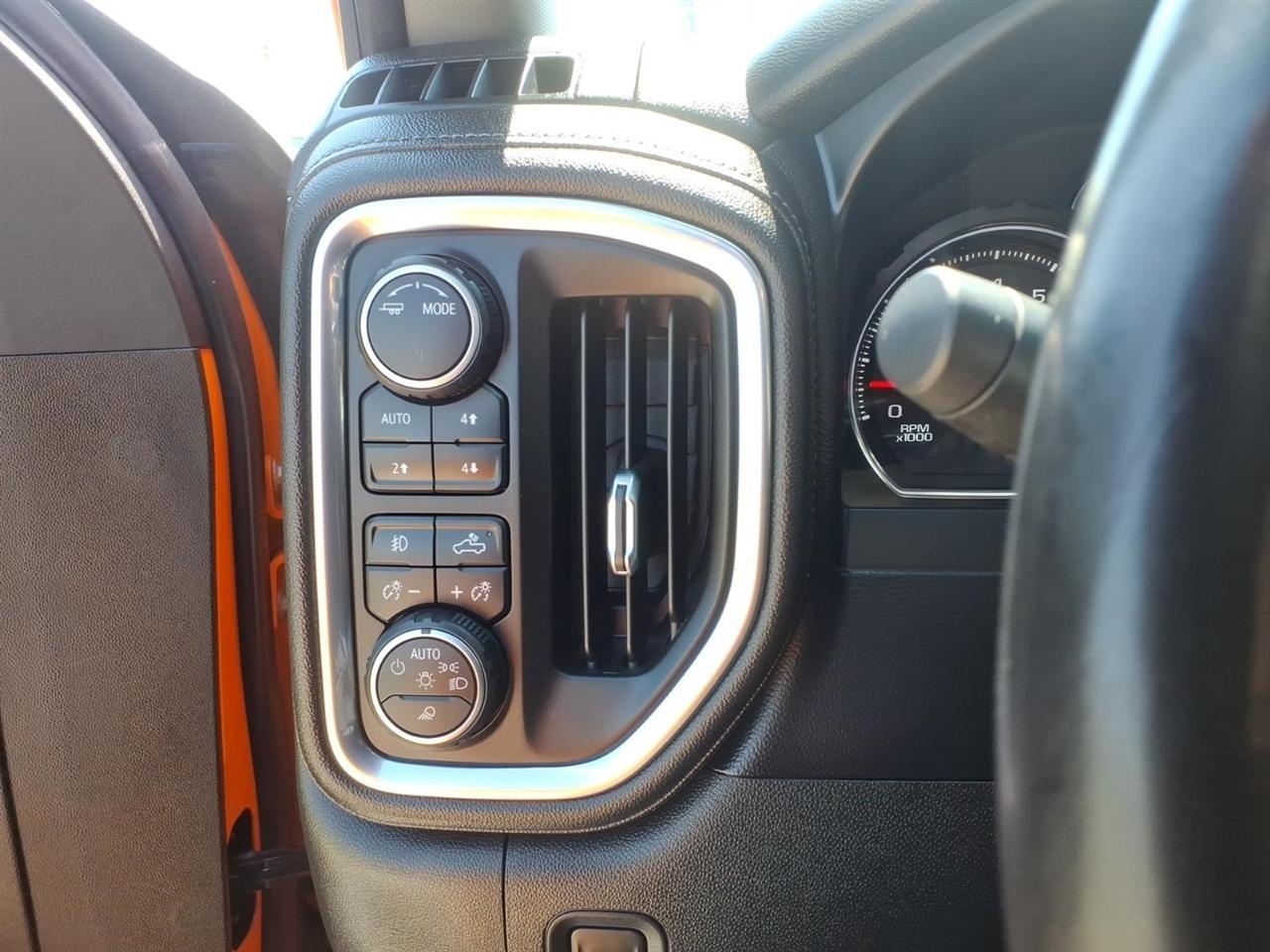 Chevrolet Silverado 1500 4WD Crew Cab 157" LT Trail Boss 2021