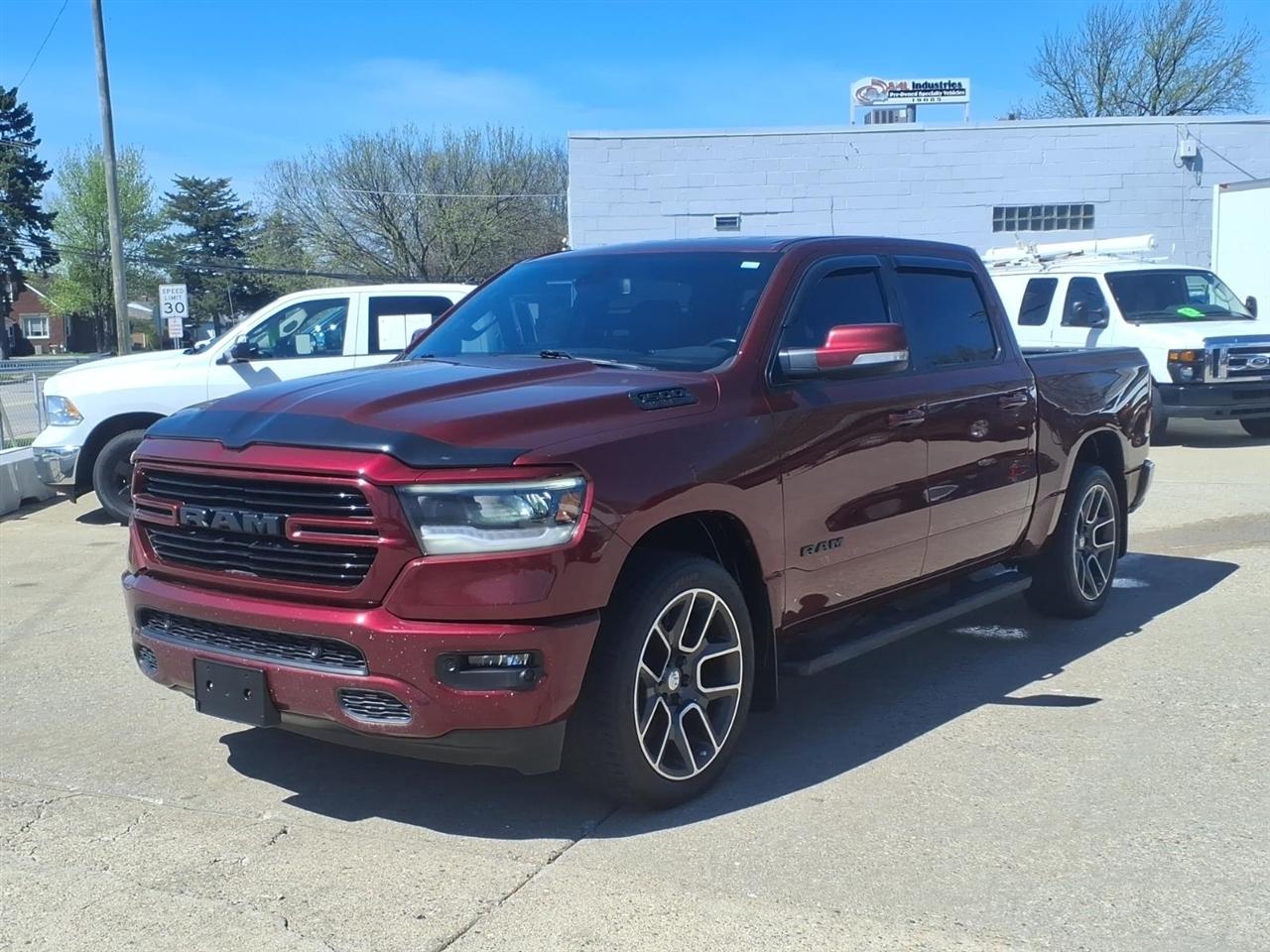 RAM 1500 Sport 4x4 Crew Cab 5'7" Box 2020