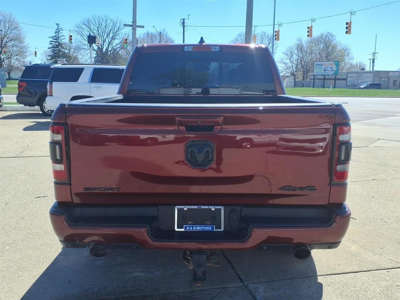 RAM 1500 Sport 4x4 Crew Cab 5'7" Box 2020