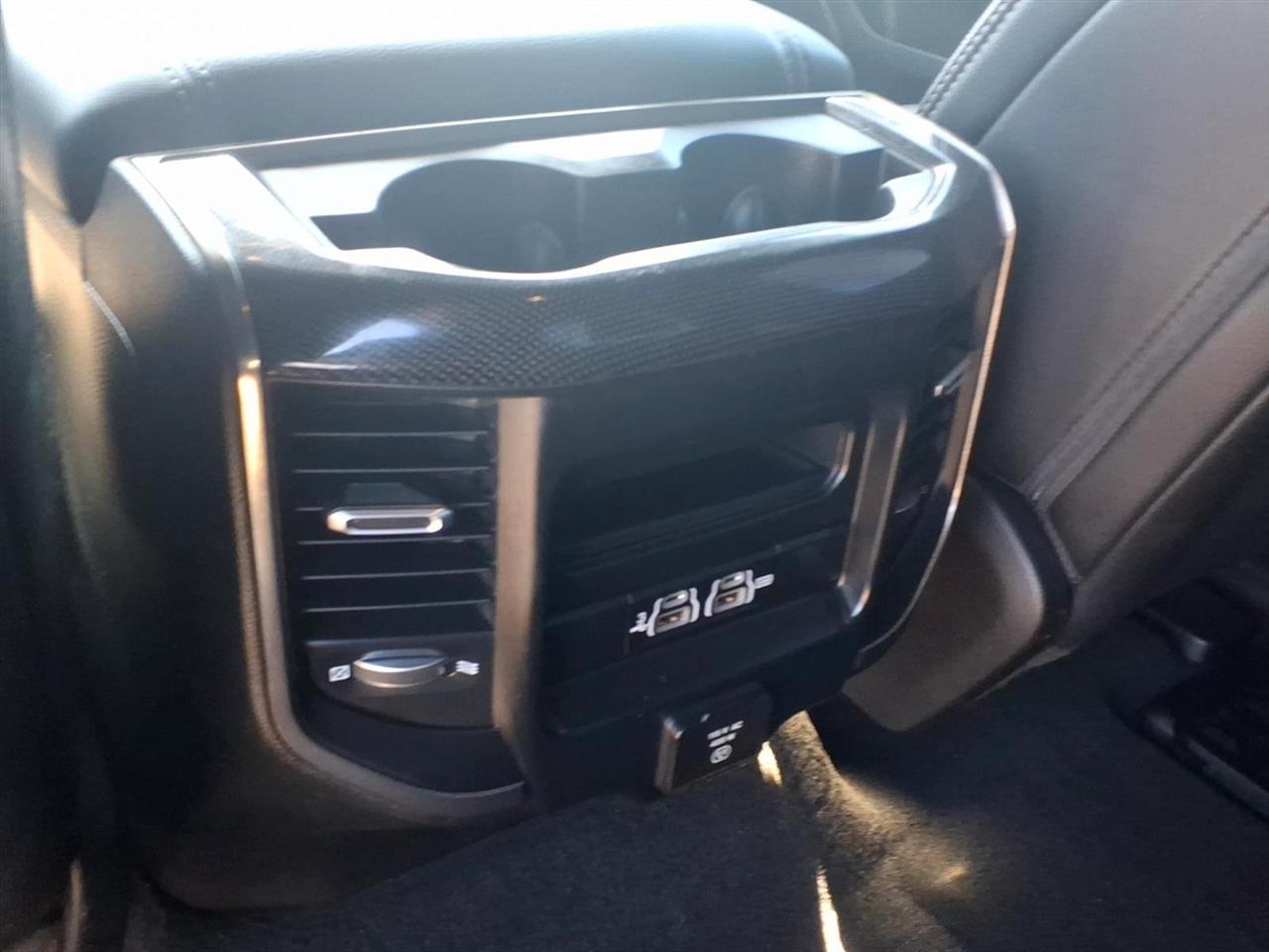 RAM 1500 Sport 4x4 Crew Cab 5'7" Box 2020