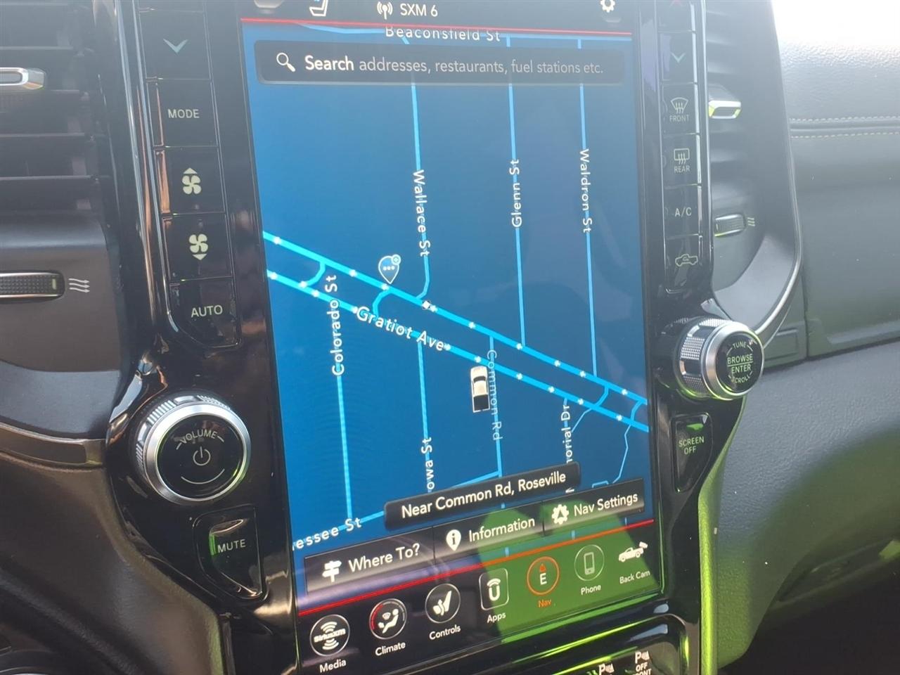 RAM 1500 Sport 4x4 Crew Cab 5'7" Box 2020