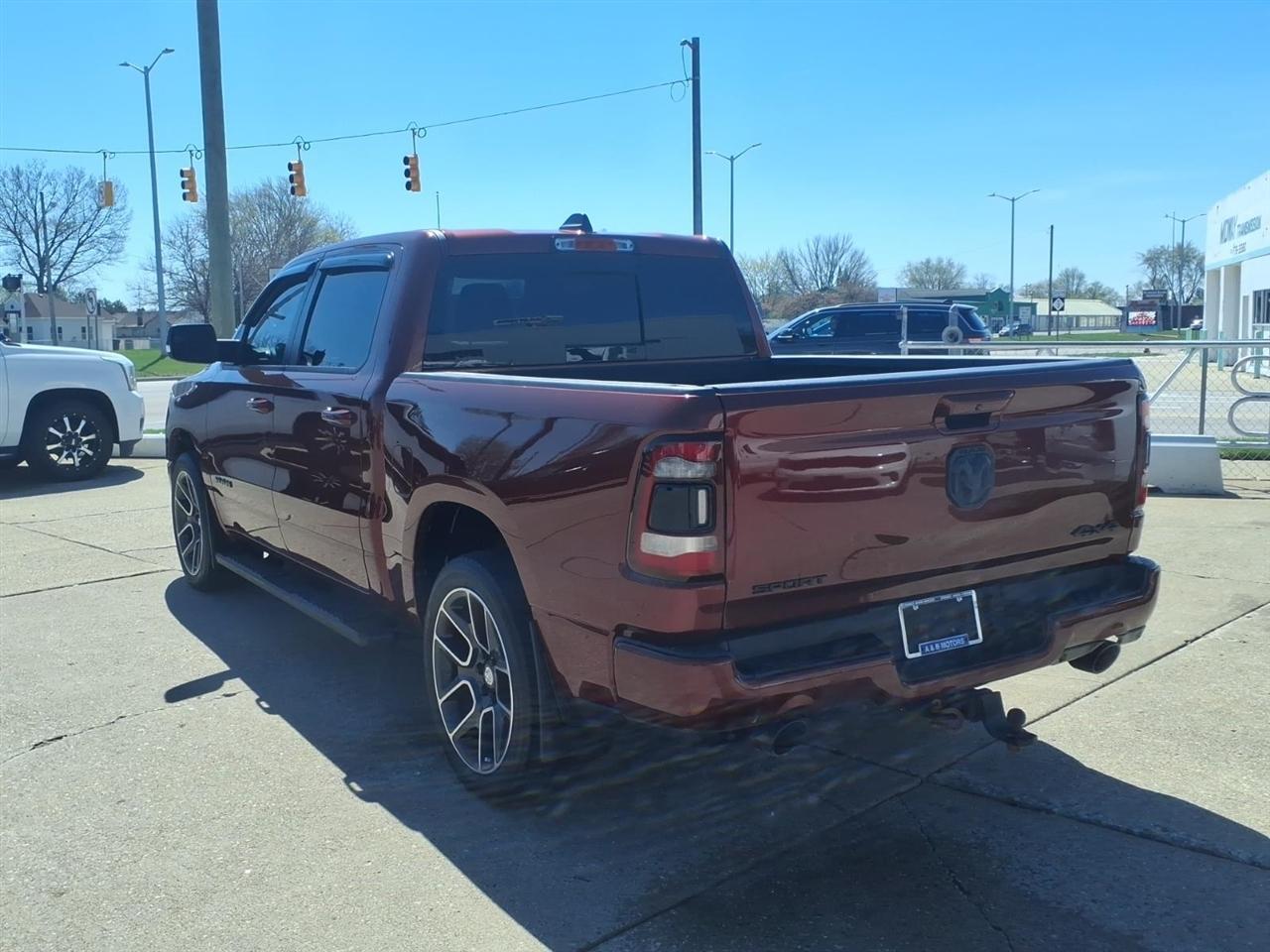 RAM 1500 Sport 4x4 Crew Cab 5'7" Box 2020