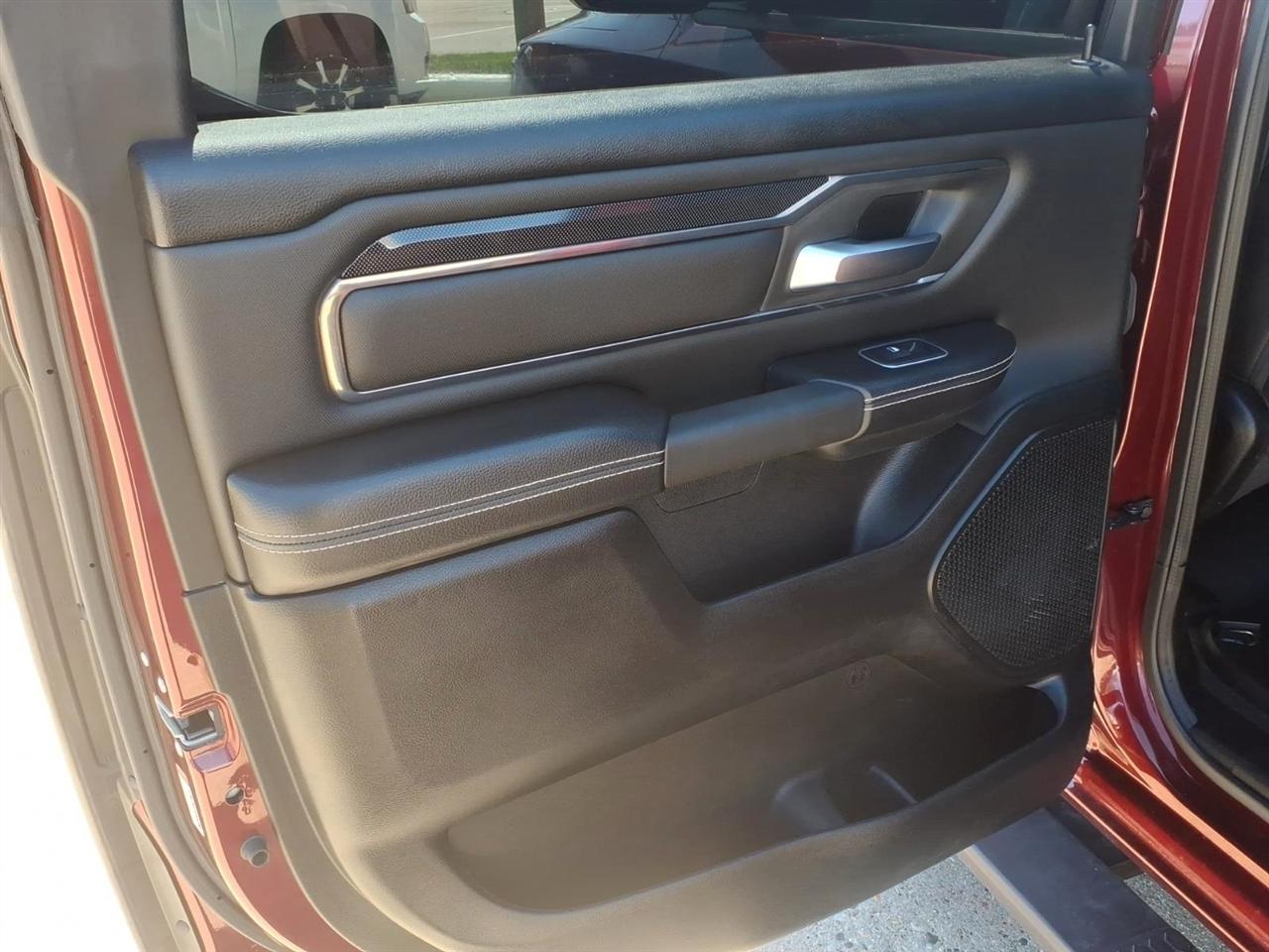 RAM 1500 Sport 4x4 Crew Cab 5'7" Box 2020