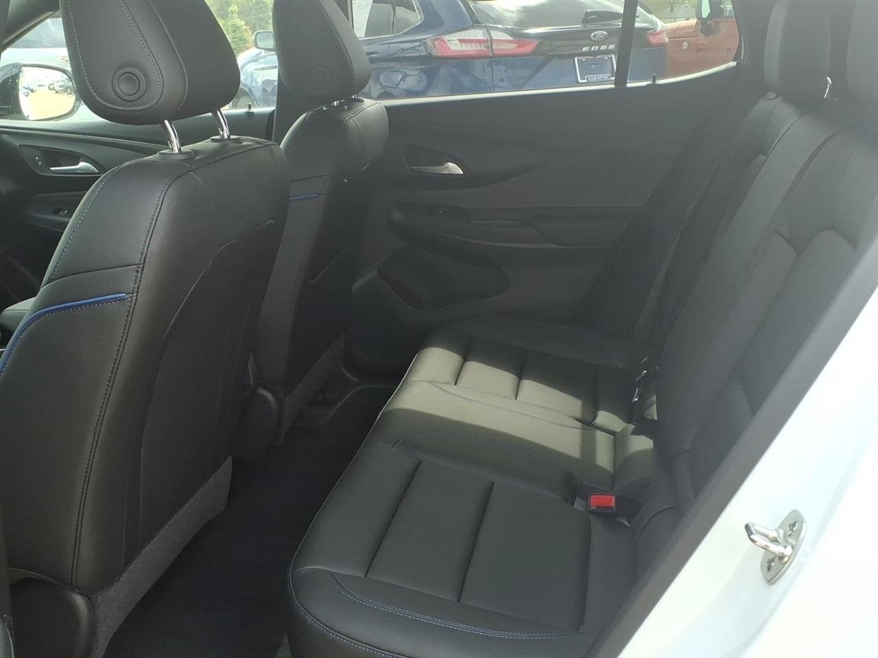 Buick Envista FWD 4dr Sport Touring 2024