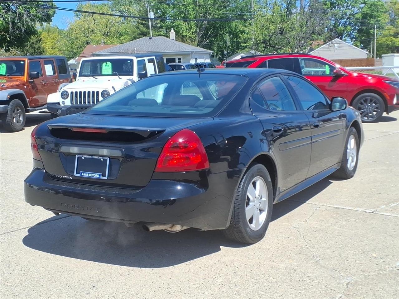 Pontiac Grand Prix 4dr Sdn 2006