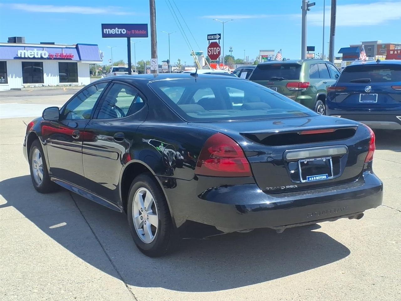 Pontiac Grand Prix 4dr Sdn 2006