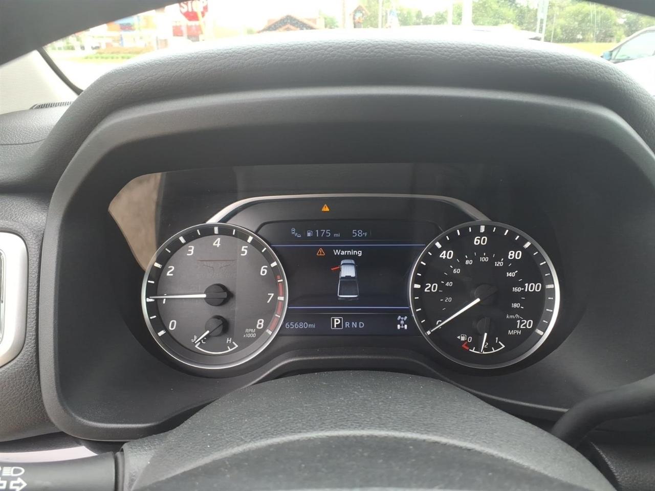 Nissan Titan 4x4 King Cab SV 2021